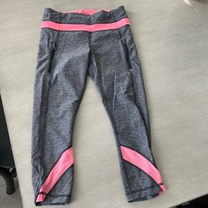 Lululemon crop leggings size 4